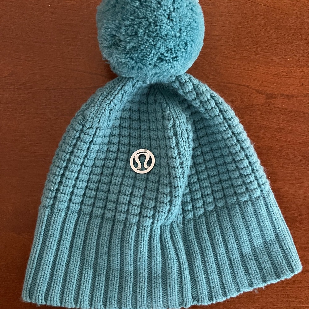 Teal Lululemon Hat